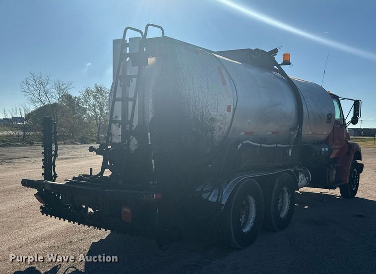image for item DX3771 2000 Sterling LT7500 oil distributor truck