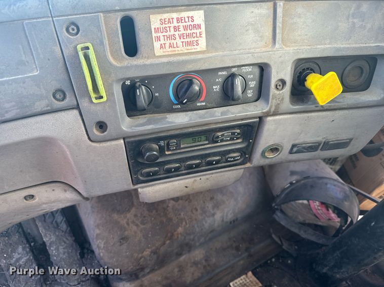 image for item DX3771 2000 Sterling LT7500 oil distributor truck