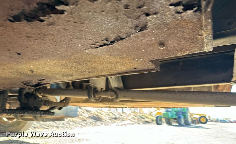 image for item DX3772 1979 Chevrolet C7D042 fuel truck