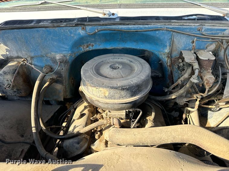 image for item DX3772 1979 Chevrolet C7D042 fuel truck