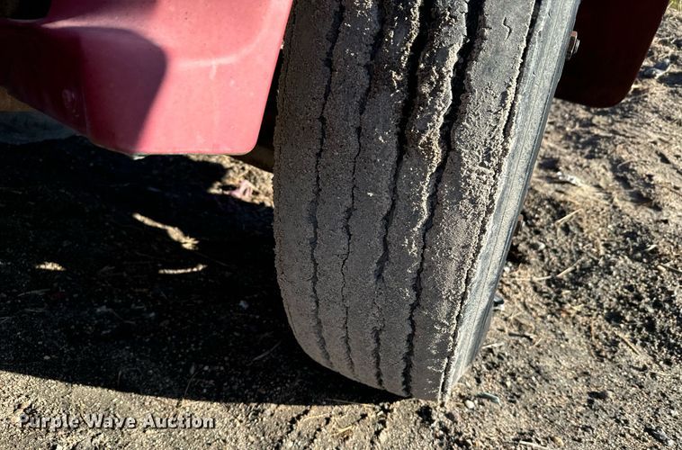 image for item DX3772 1979 Chevrolet C7D042 fuel truck