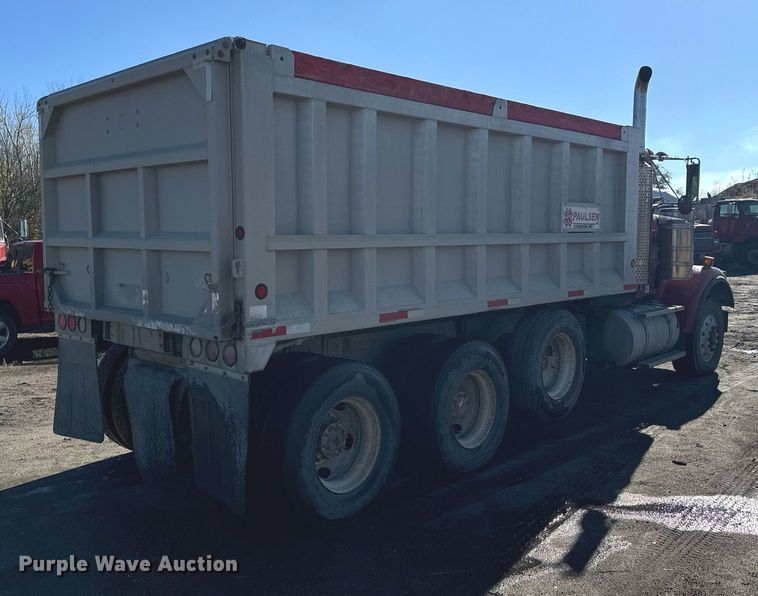 image for item DX3773 1999 Kenworth W900 dump truck