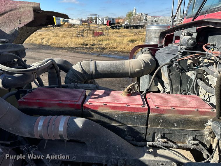 image for item DX3773 1999 Kenworth W900 dump truck