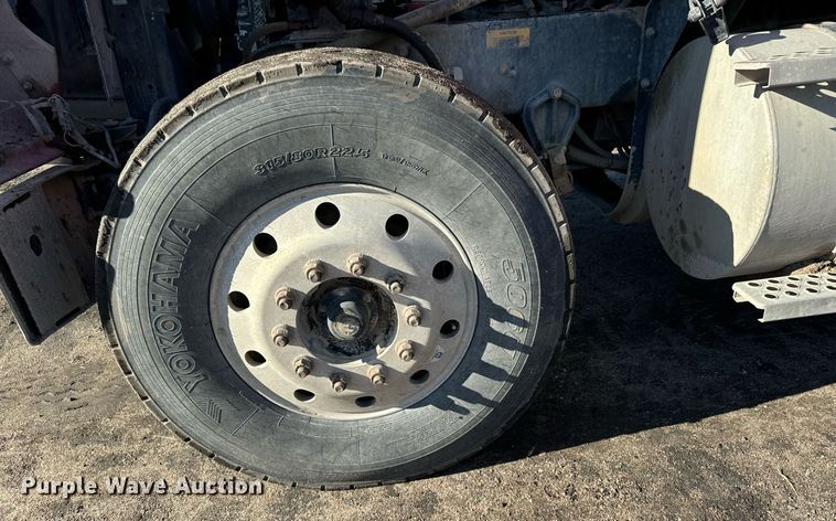 image for item DX3773 1999 Kenworth W900 dump truck