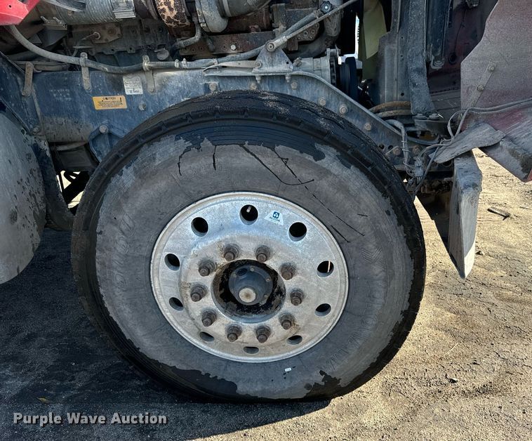 image for item DX3773 1999 Kenworth W900 dump truck