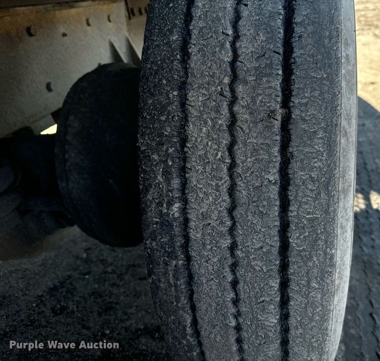 image for item DX3773 1999 Kenworth W900 dump truck