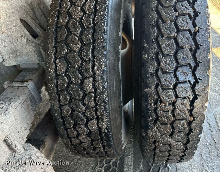 image for item DX3773 1999 Kenworth W900 dump truck