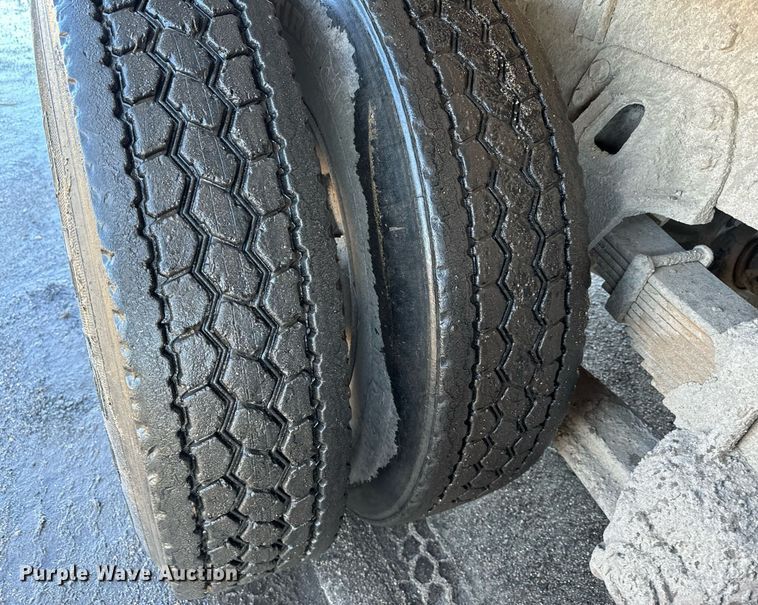 image for item DX3773 1999 Kenworth W900 dump truck