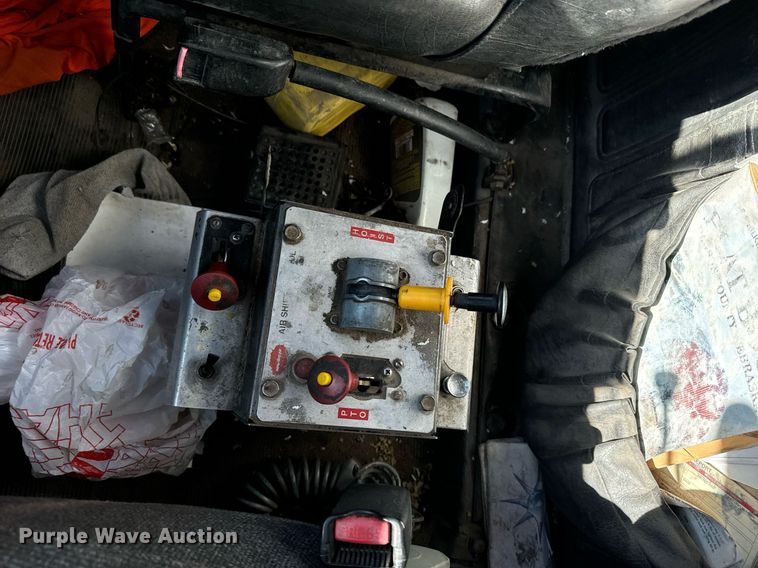 image for item DX3774 1996 Mack RD600 dump truck