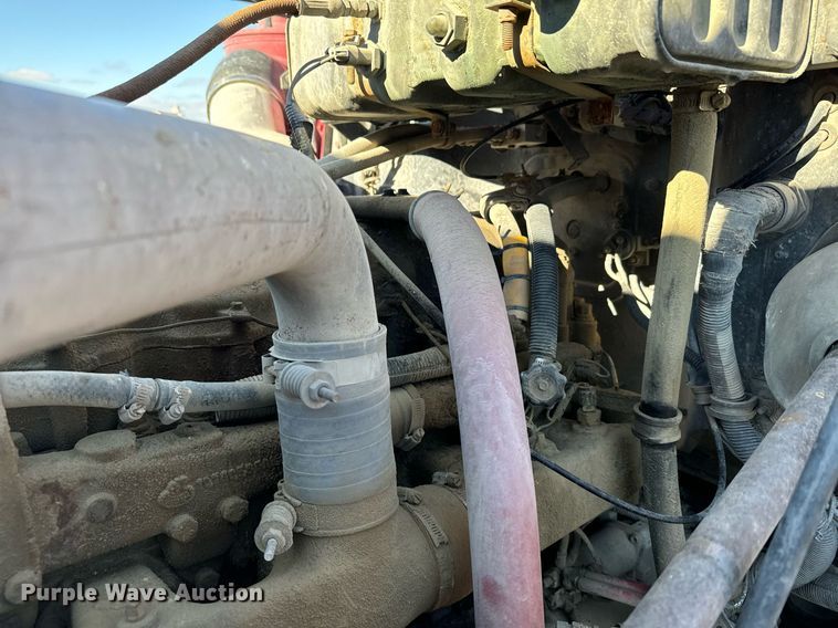 image for item DX3774 1996 Mack RD600 dump truck