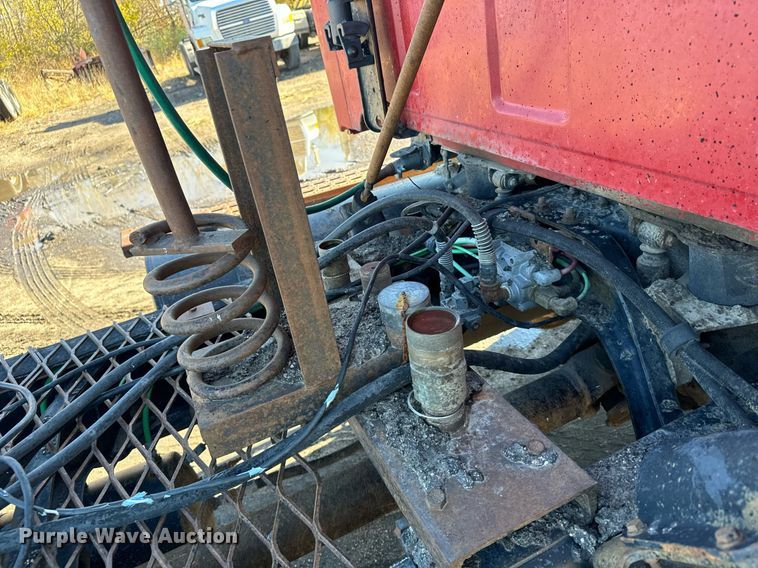 image for item DX3777 1997 Ford LT9513 semi truck