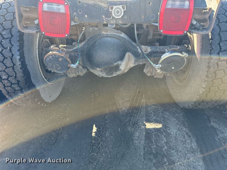 image for item DX3777 1997 Ford LT9513 semi truck