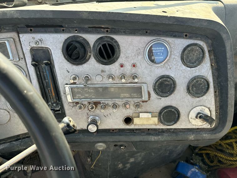 image for item DX3778 1996 Ford LTA9000 semi truck