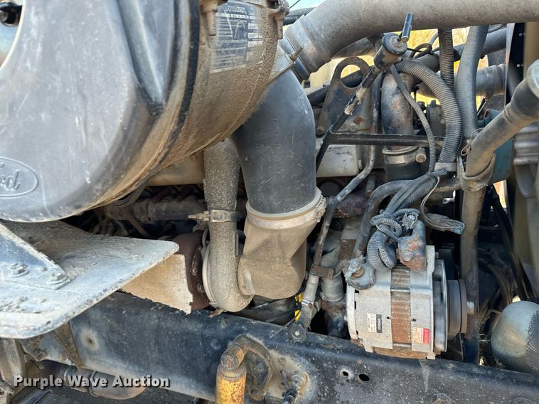 image for item DX3778 1996 Ford LTA9000 semi truck