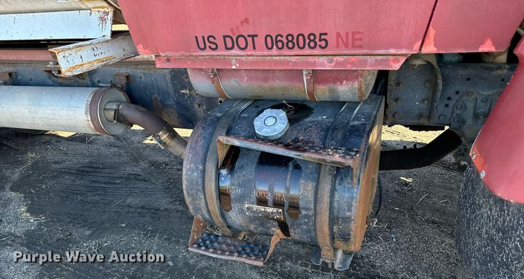 image for item DX3780 1979 Ford U9052 water truck