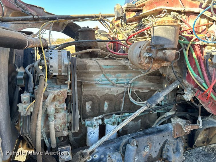 image for item DX3780 1979 Ford U9052 water truck