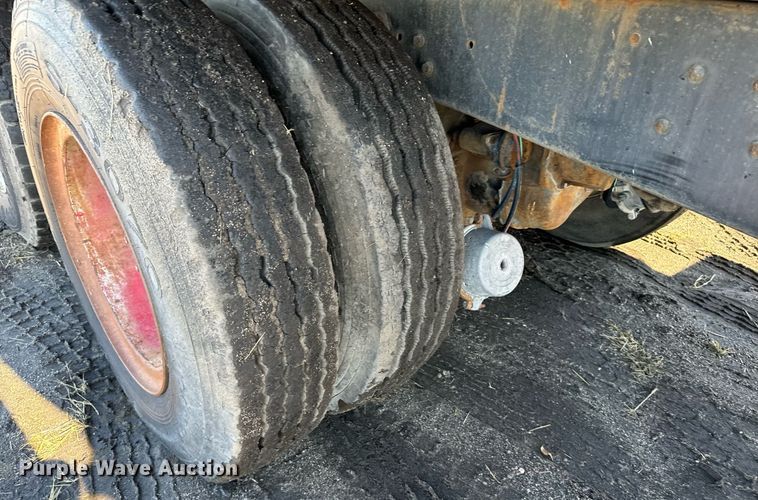 image for item DX3780 1979 Ford U9052 water truck