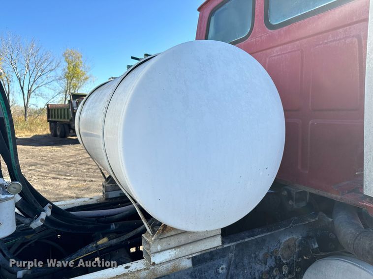 image for item DX3781 1998 Ford Z96 ready mix truck