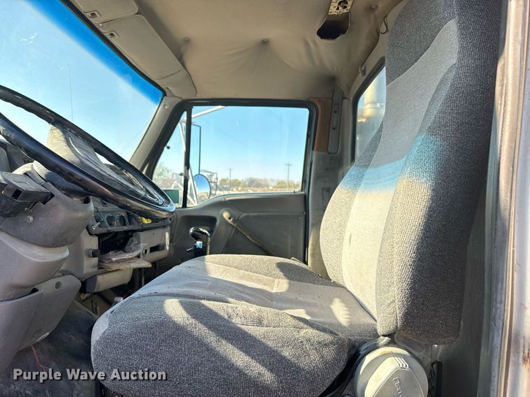 image for item DX3781 1998 Ford Z96 ready mix truck