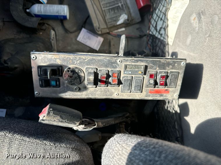 image for item DX3781 1998 Ford Z96 ready mix truck