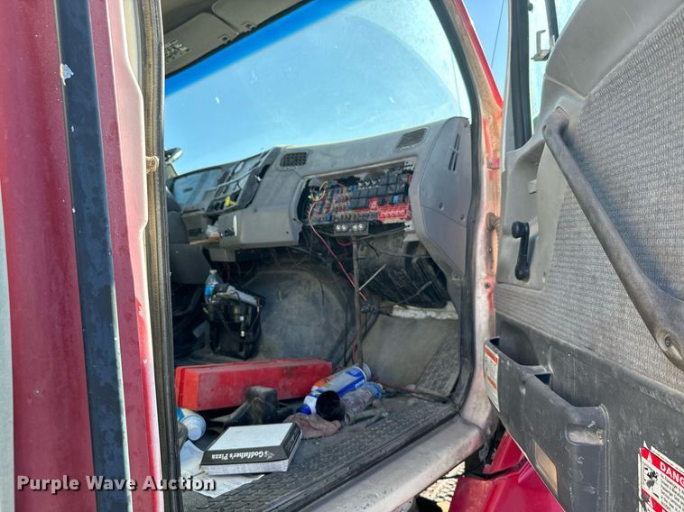 image for item DX3781 1998 Ford Z96 ready mix truck