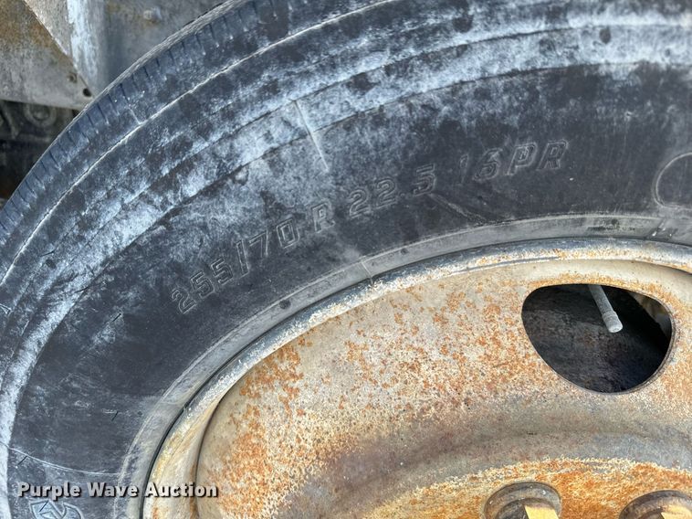 image for item DX3781 1998 Ford Z96 ready mix truck