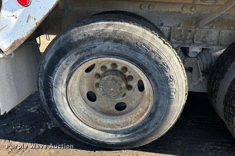 image for item DX3781 1998 Ford Z96 ready mix truck