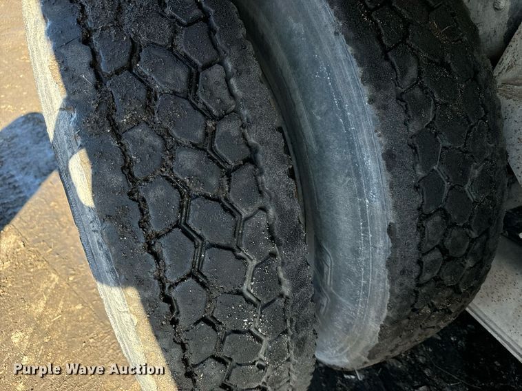 image for item DX3781 1998 Ford Z96 ready mix truck