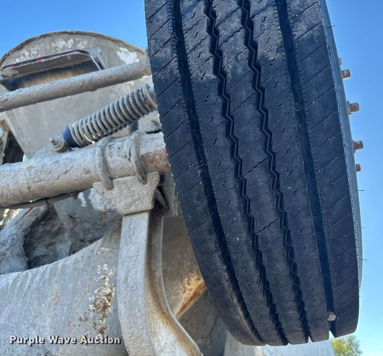 image for item DX3781 1998 Ford Z96 ready mix truck