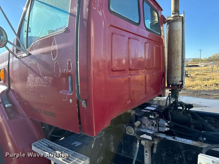 image for item DX3783 1998 Ford Z96 ready mix truck