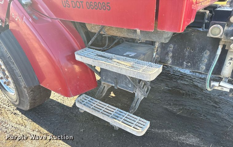 image for item DX3783 1998 Ford Z96 ready mix truck