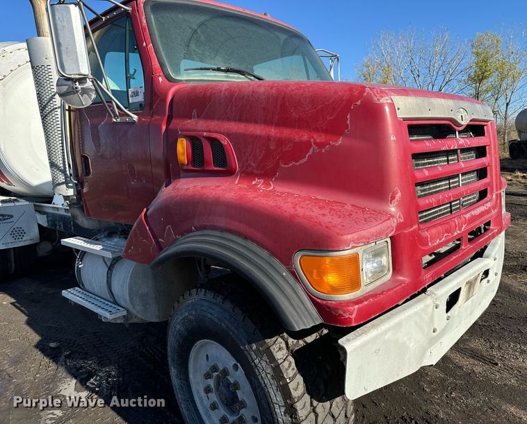 image for item DX3783 1998 Ford Z96 ready mix truck