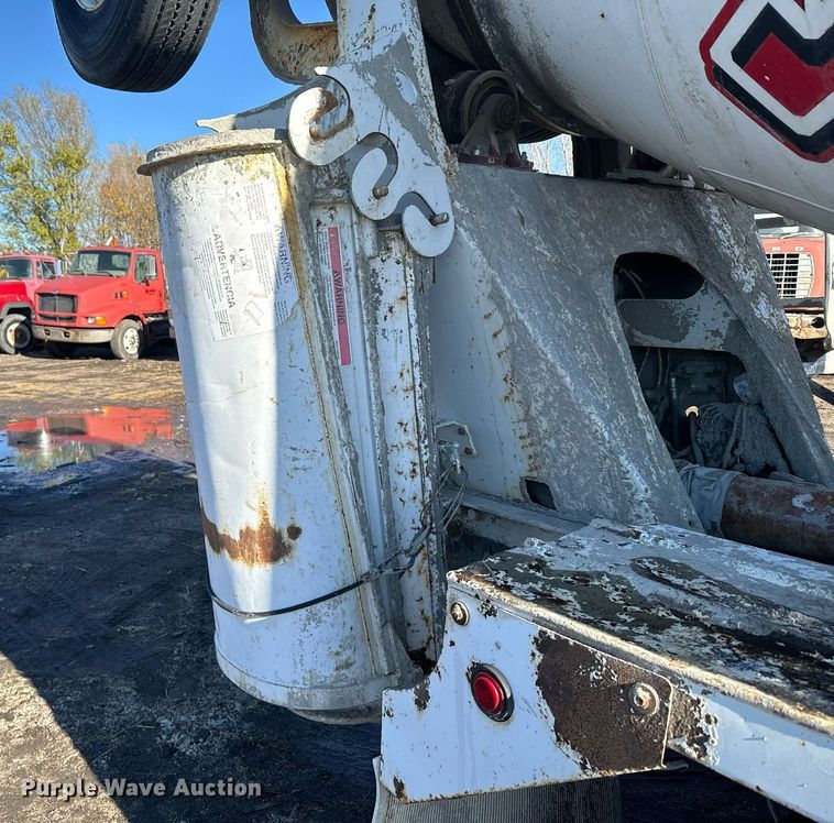 image for item DX3783 1998 Ford Z96 ready mix truck