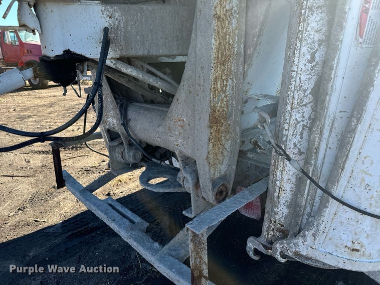 image for item DX3783 1998 Ford Z96 ready mix truck