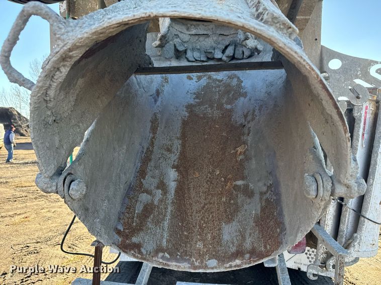 image for item DX3783 1998 Ford Z96 ready mix truck