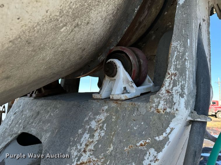 image for item DX3783 1998 Ford Z96 ready mix truck