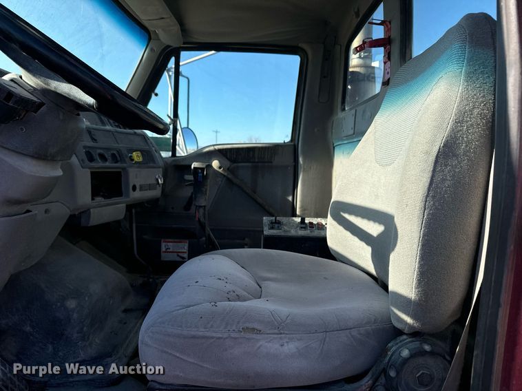 image for item DX3783 1998 Ford Z96 ready mix truck