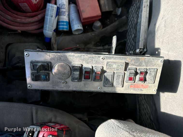 image for item DX3783 1998 Ford Z96 ready mix truck