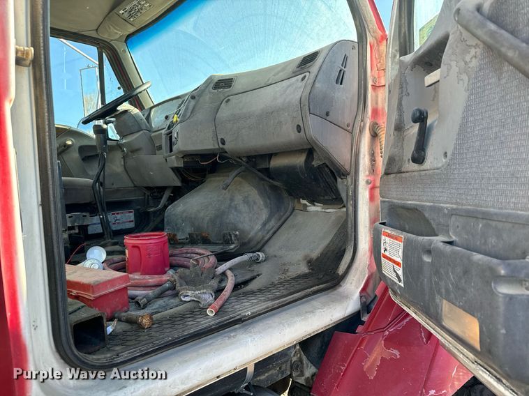 image for item DX3783 1998 Ford Z96 ready mix truck