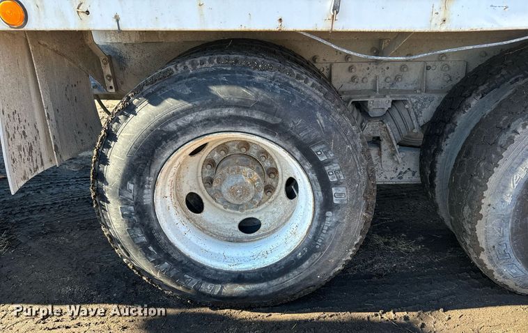 image for item DX3783 1998 Ford Z96 ready mix truck