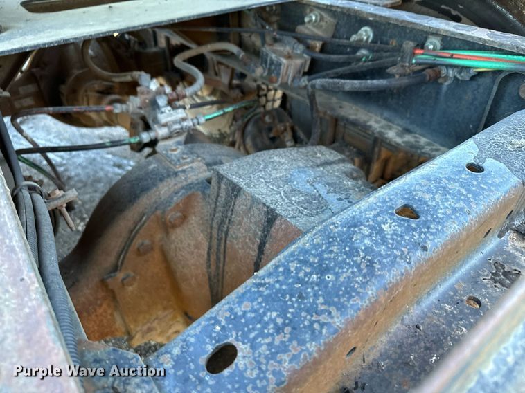 image for item DX3784 1990 Ford U90 semi truck