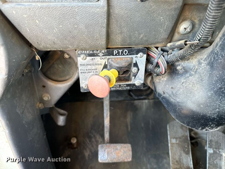 image for item DX3786 1995 Mack RD600 semi truck