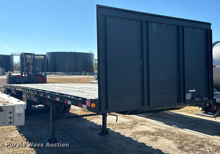 image for item DX3797 2011 Great Dane flatbed trailer