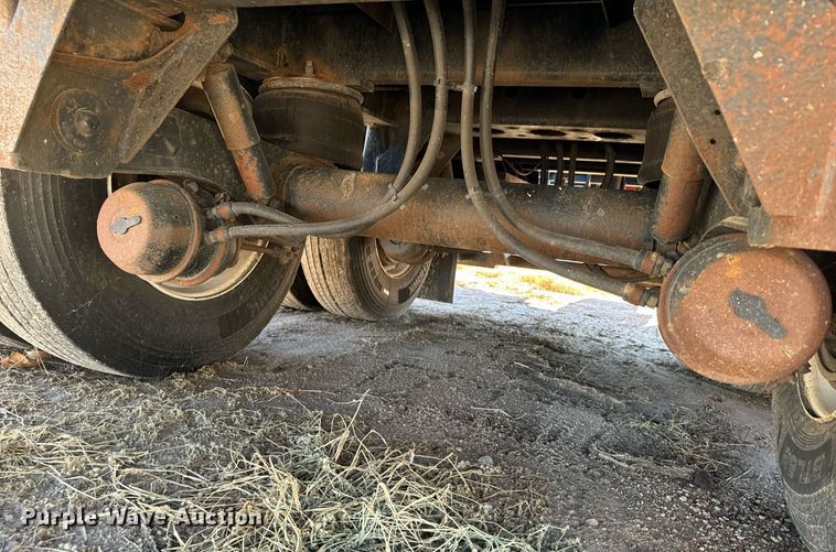 image for item DX3797 2011 Great Dane flatbed trailer