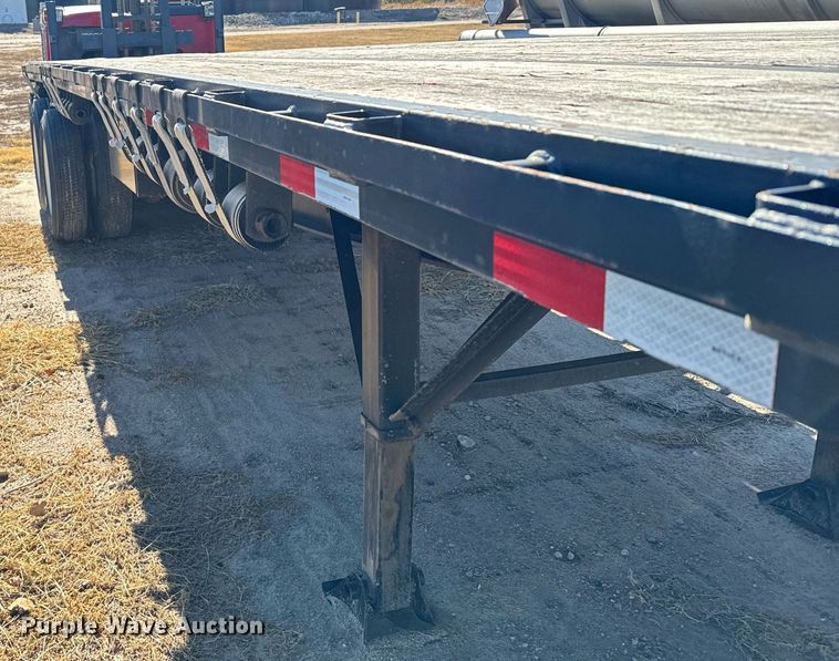 image for item DX3797 2011 Great Dane flatbed trailer