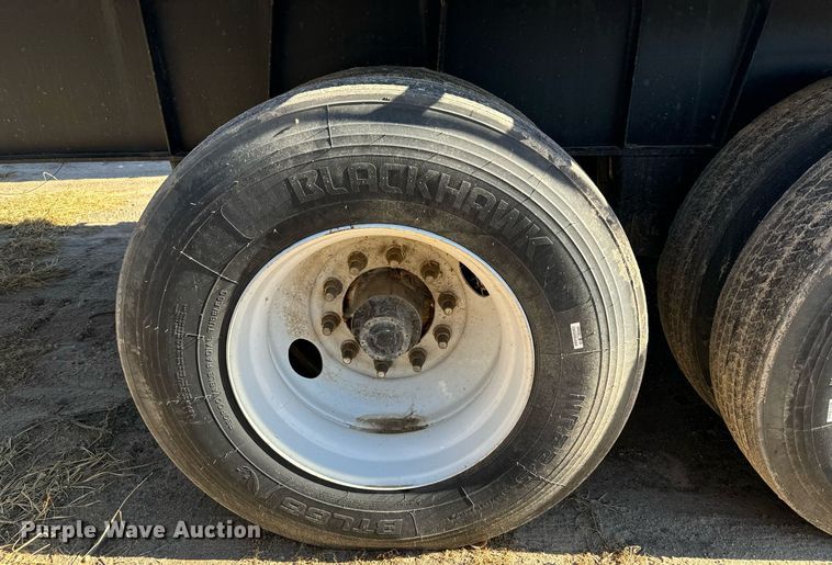 image for item DX3797 2011 Great Dane flatbed trailer