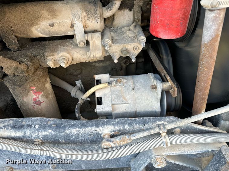 image for item DX3798 1990 Kenworth T600 truck cab and chassis