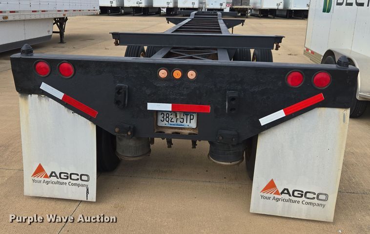 image for item EE7903 2001 Pratt container trailer