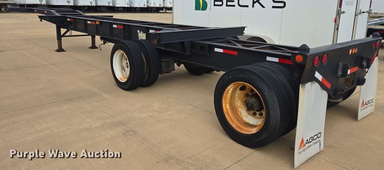 image for item EE7903 2001 Pratt container trailer