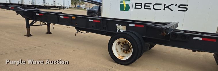 image for item EE7903 2001 Pratt container trailer